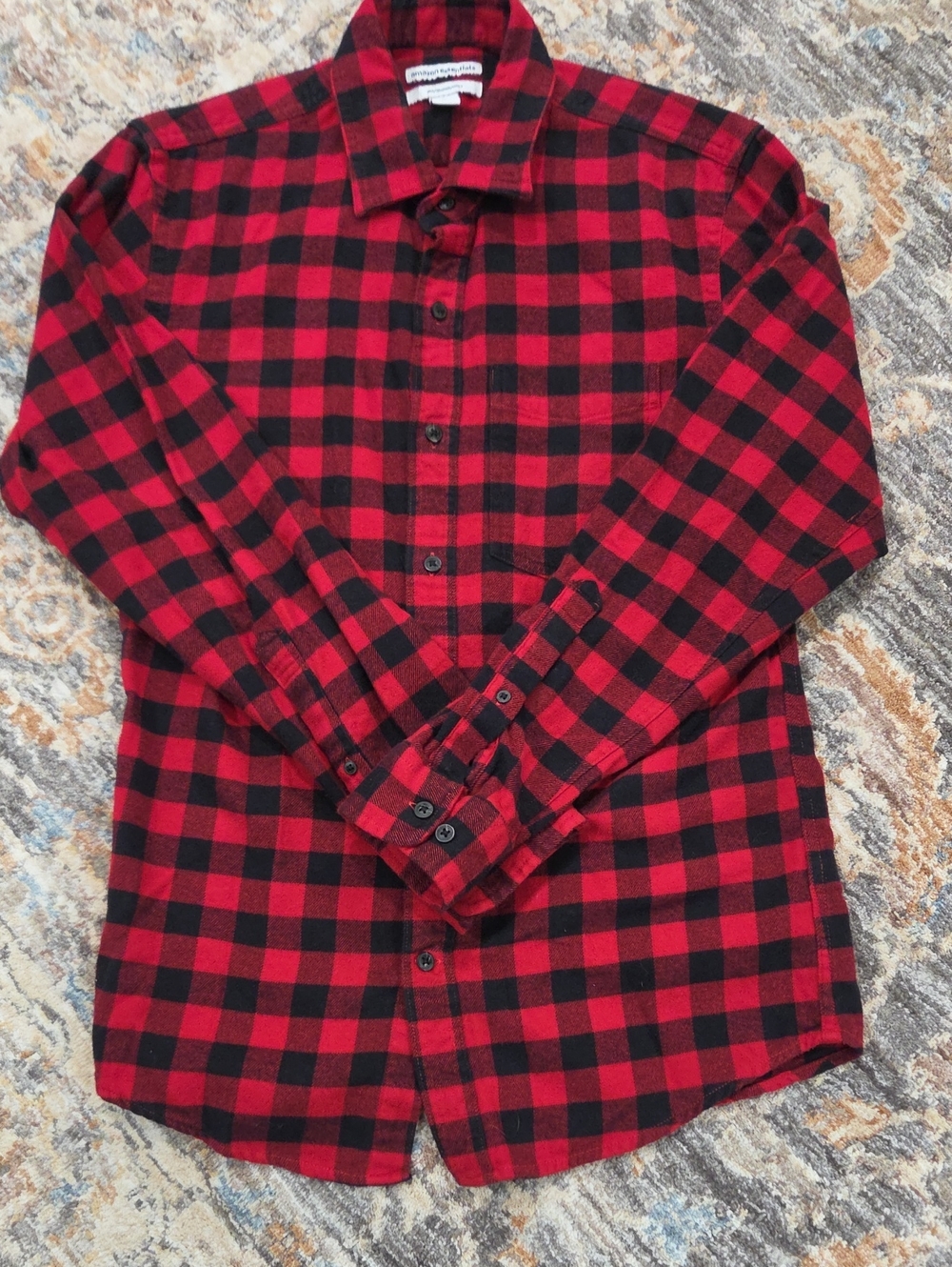 Amazon Essentials Red and Black Buffalo Check Button-Down Shirt - Men